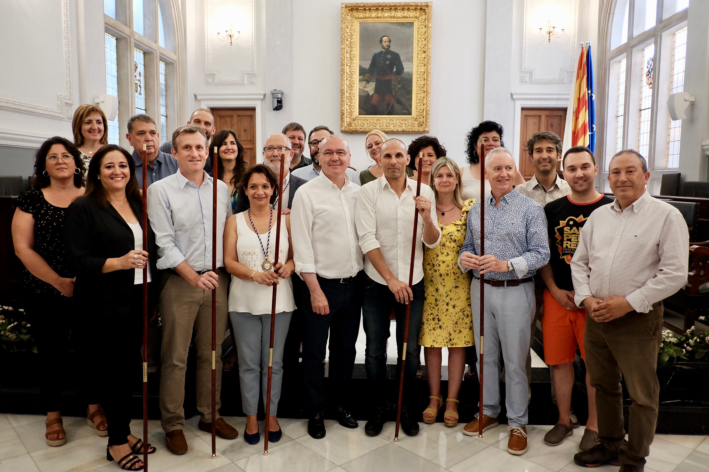 Imatges del matí de Sant Pere a la plaça del Mercadal