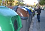 Foto dels contenidors de prova a l'avinguda de Sant Jordi