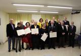 Foto de família de l'acte a la seu de Reus del Col·legi Oficial de Metges de Tarragona