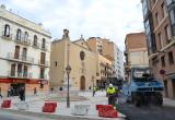 Foto de les obres d'asfaltat de la plaça de la Sang