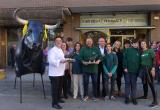 Foto de grup de la presentació del Bou de xocolata