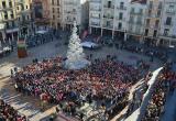 Imatge de la cantada de La Gran Nadala a la plaça del Mercadal aquest divendres