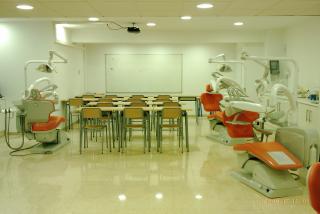 Aula dels estudis d'Higiene Bucodental