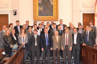 L'alcalde de Reus amb el president Jordi Pujol i els membres de la CDC al Ple de l'Ajuntament de Reus.