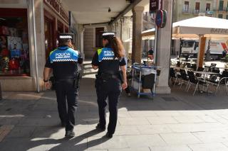 Foto d'arxiu d'una patrulla de la Guàrdia Urbana