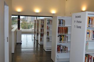 Imatge de la Biblioteca Pere Angera de Reus