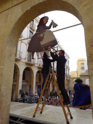 Imatge de l'acte realitzat aquest divendres a les Peixateries Velles amb els dissenyadors de la Vella Quaresma