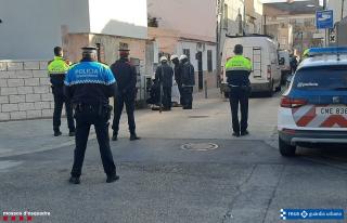 Dispositiu conjunt Guàrdia Urbana i Mossos a Mas Abelló