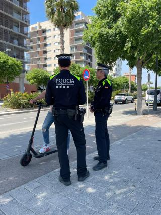 Campanya de la Guàrdia Urbana de control d'usuaris de bicicletes i patinets