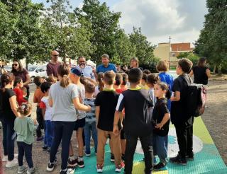 Inauguració dels jocs pintats al raval Sol i Vista