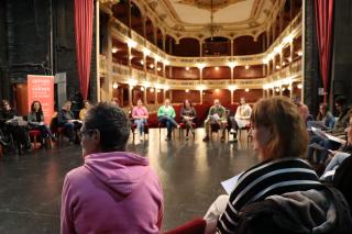 Reunió Apropa Cultura al Teatre Bartrina