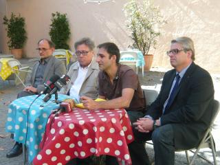 Un moment de la roda de premsa de valoració de Trapezi 2013, als jardins de la Casa Rull