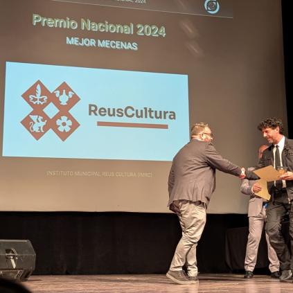 Accedeix a L’Institut Municipal Reus Cultura rep el premi al millor mecenes de la Confederació Espanyola de Fotografia