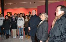 Una imatge de la visita de l'alcalde i els alumnes de l'Institut Josep Tapiró al Museu de Reus